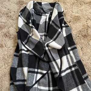 Plaid Black and White Women's Vest